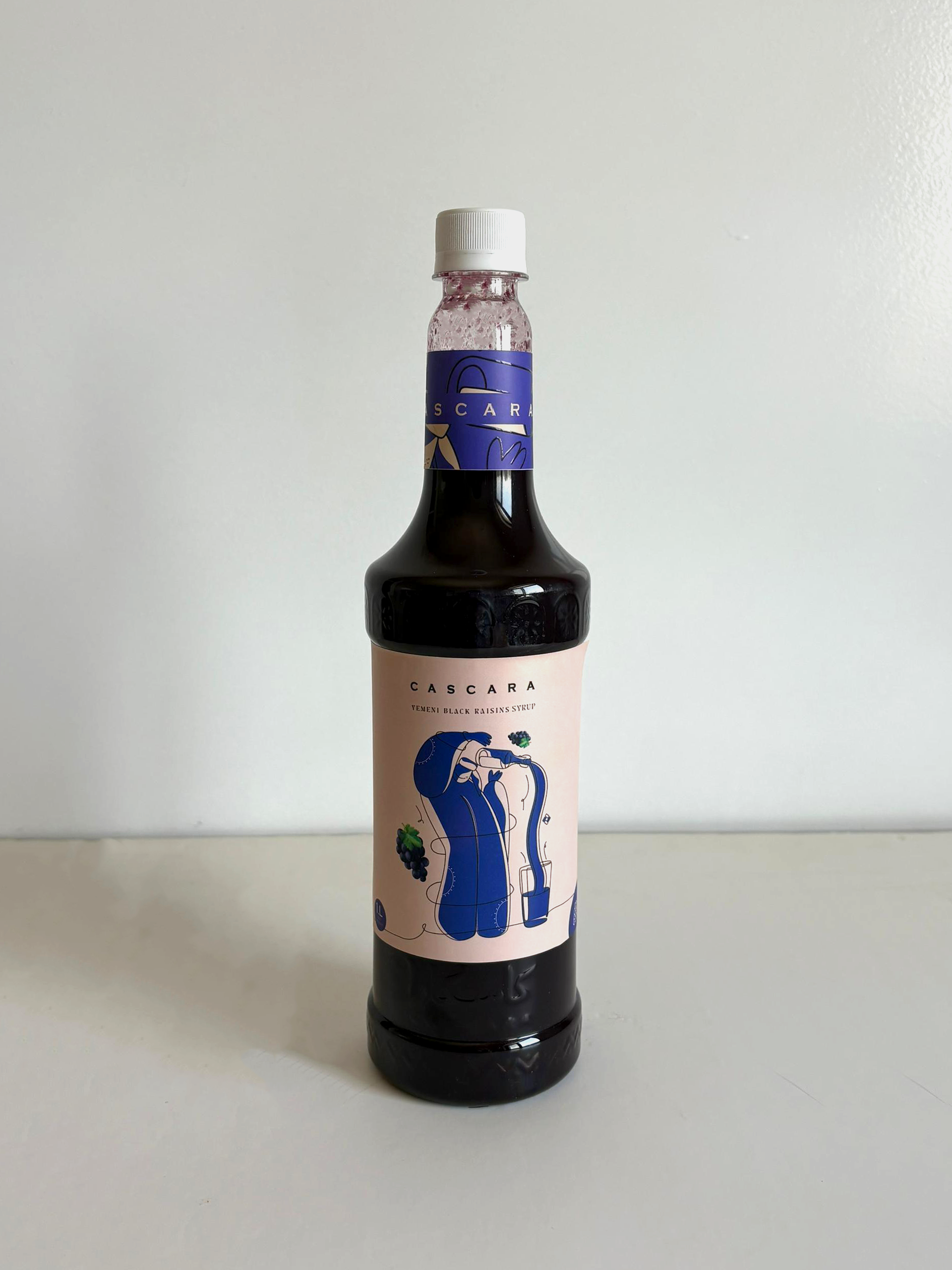 Black Raisins Syrup – 1L – Cascara Co. شراب الزبيب الأسود – 1 لتر – شركة كاسكارا - Black Raisins Syrup – 1L – Cascara Co. – 1 – - باركود 768071003213 - CASCARA FLAVORS COMPANY